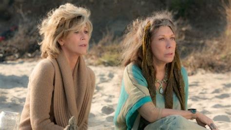 tv show grace and frankie|grace and frankie episode 1.